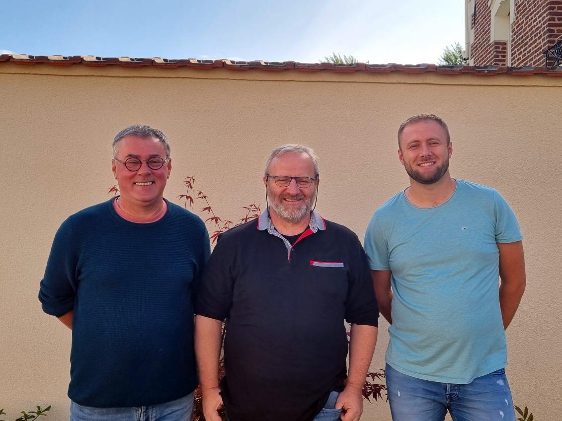 Les trois
